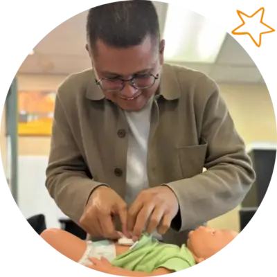 Filipino USRN nurse providing pediatric home care in New Jersey
